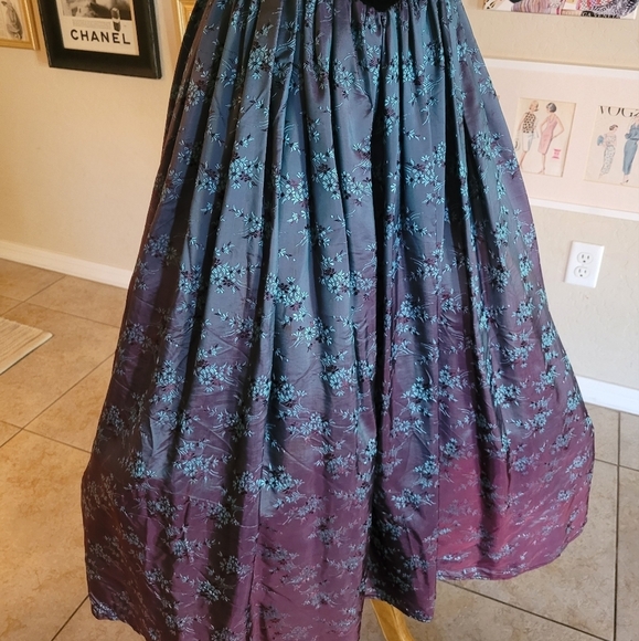 Gunne Sax 80's Velvet and Iridescent Satin Floral Strapless Ankle Length Gown - Picture 5 of 9